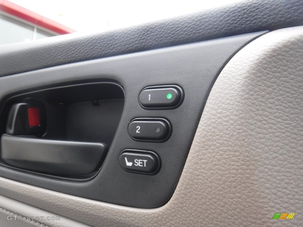 2019 Odyssey EX-L - Forest Mist Metallic / Beige photo #20