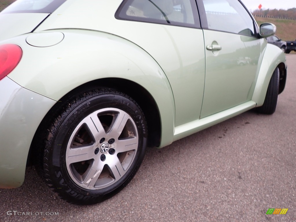 2006 New Beetle 2.5 Coupe - Gecko Green Metallic / Cream photo #11