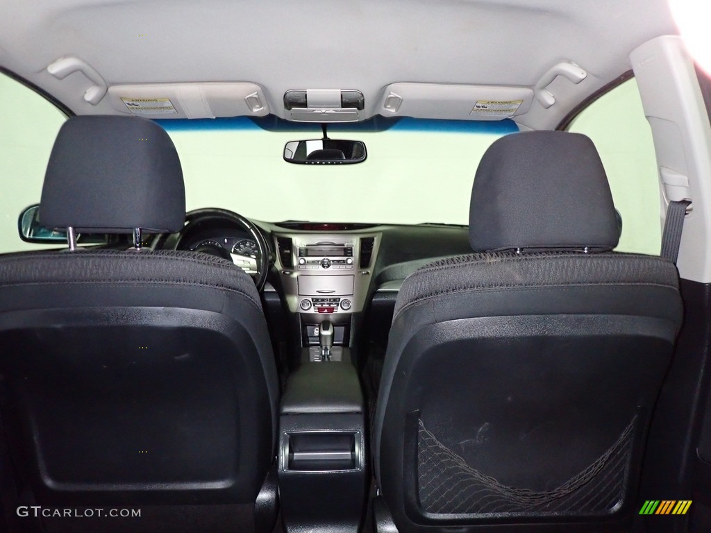 2011 Outback 2.5i Premium Wagon - Graphite Gray Metallic / Off Black photo #13