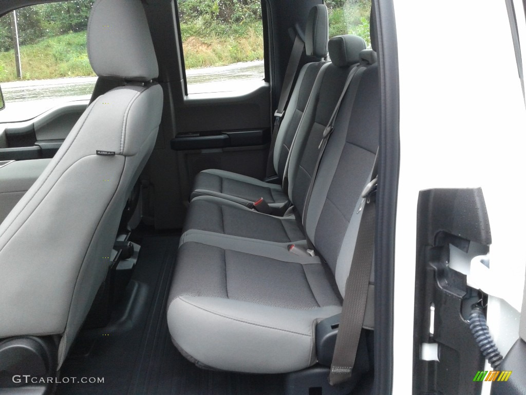 2017 Ford F150 XL SuperCab Rear Seat Photo #140028532