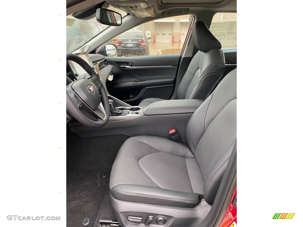 2021 Toyota Camry XLE Hybrid Front Seat Photo #140029237