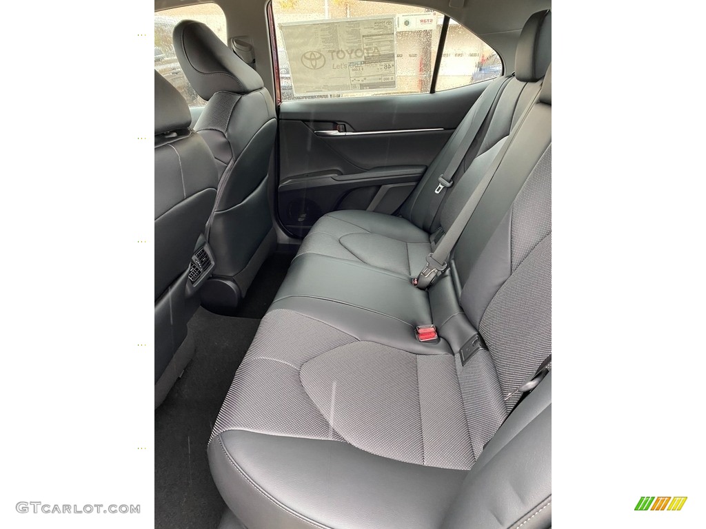 2021 Toyota Camry XLE Hybrid Rear Seat Photos