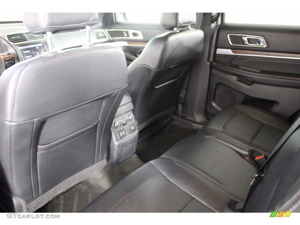 2016 Explorer Limited 4WD - Ingot Silver Metallic / Ebony Black photo #26