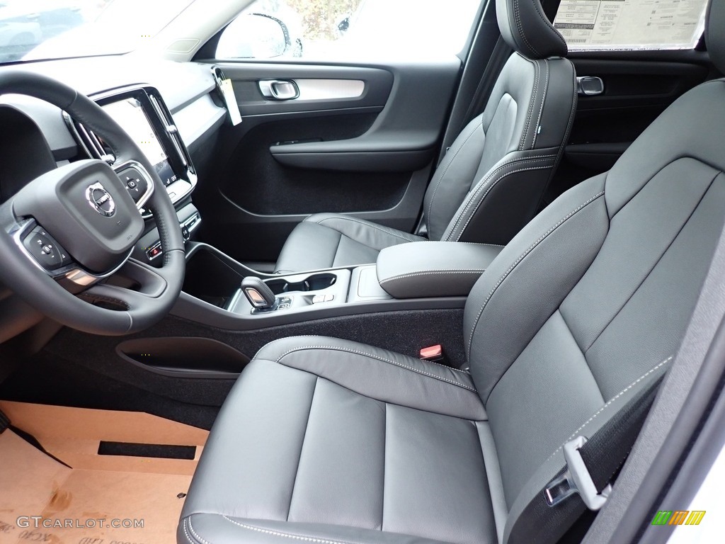 2021 Volvo XC40 T5 Momentum AWD Front Seat Photo #140031643
