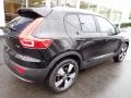 Black Stone - XC40 T5 Momentum AWD Photo No. 2