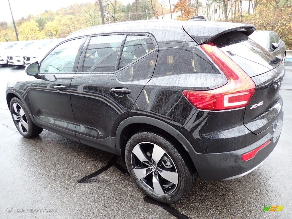 2021 XC40 T5 Momentum AWD - Black Stone / Blond/Charcoal photo #4