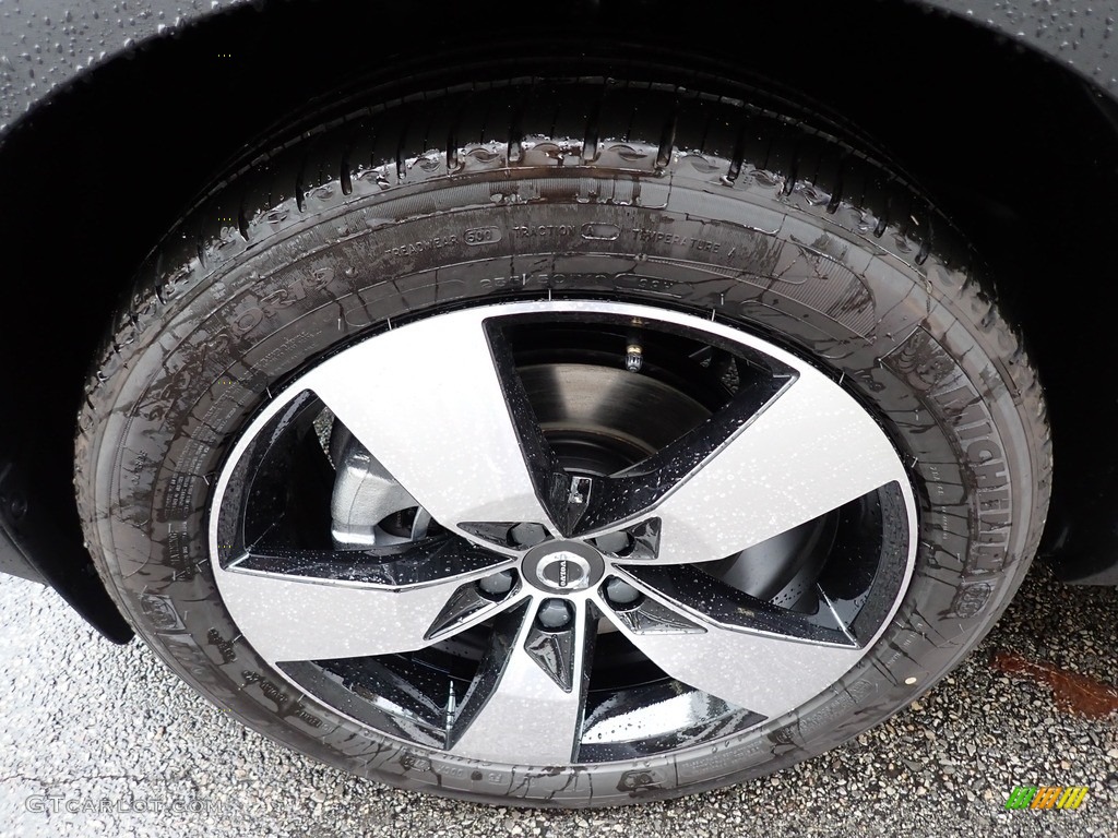 2021 XC40 T5 Momentum AWD - Black Stone / Blond/Charcoal photo #6