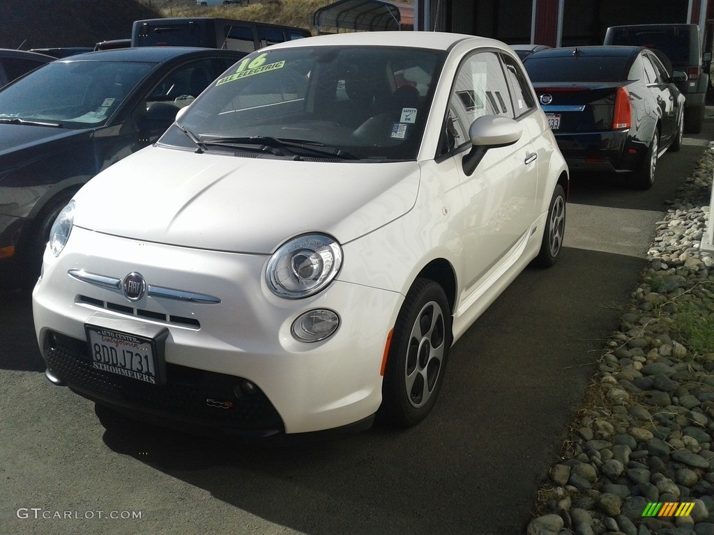 Bianco Perla (Pearl White) 2016 Fiat 500e All Electric Exterior Photo #140033032