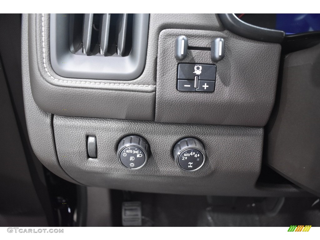 2021 GMC Canyon Denali Crew Cab 4WD Controls Photo #140039869