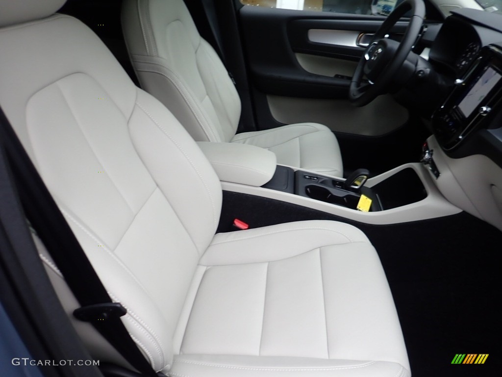 2020 XC40 T5 Momentum AWD - Thunder Grey Metallic / Blond/Charcoal photo #11