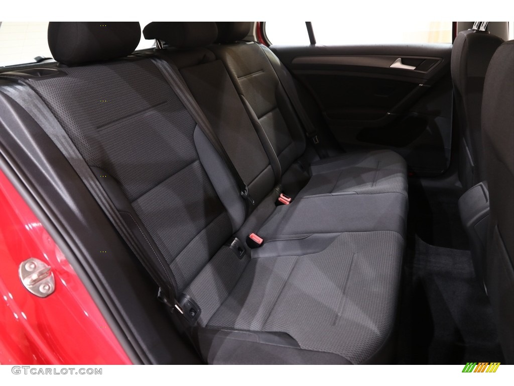 2018 Golf S - Tornado Red / Titan Black photo #15