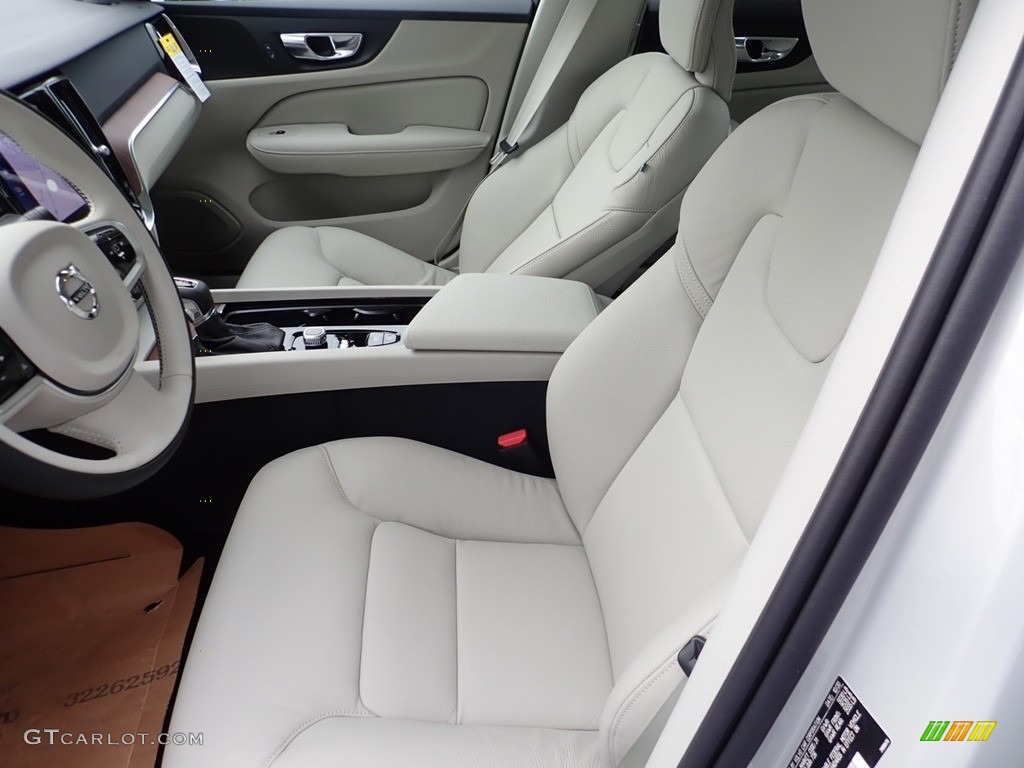 2021 Volvo S60 T6 AWD Momentum Front Seat Photos
