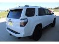 Super White - 4Runner SR5 Premium 4x4 Photo No. 8