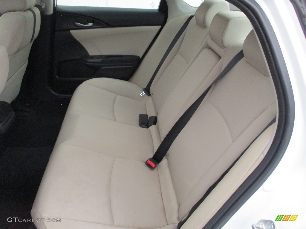 Black/Ivory Interior 2018 Honda Civic EX Sedan Photo #140050366