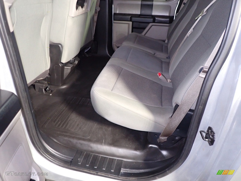 2016 F150 XL SuperCrew 4x4 - Ingot Silver / Medium Earth Gray photo #20