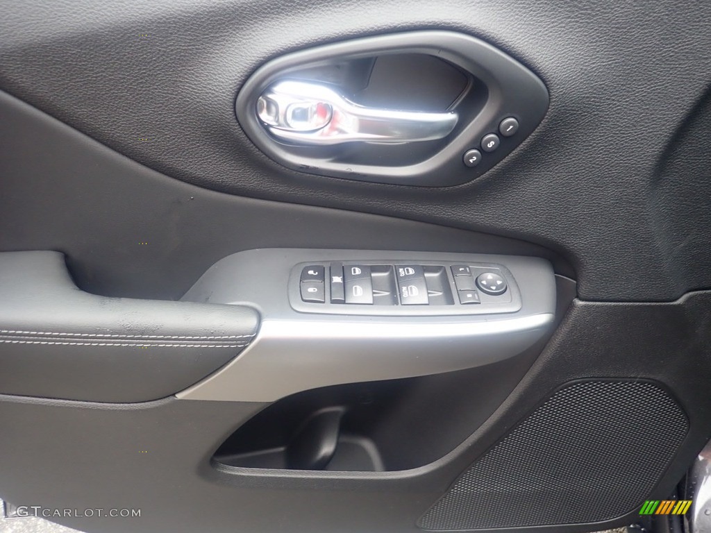 2021 Jeep Cherokee Limited 4x4 Black Door Panel Photo #140055379