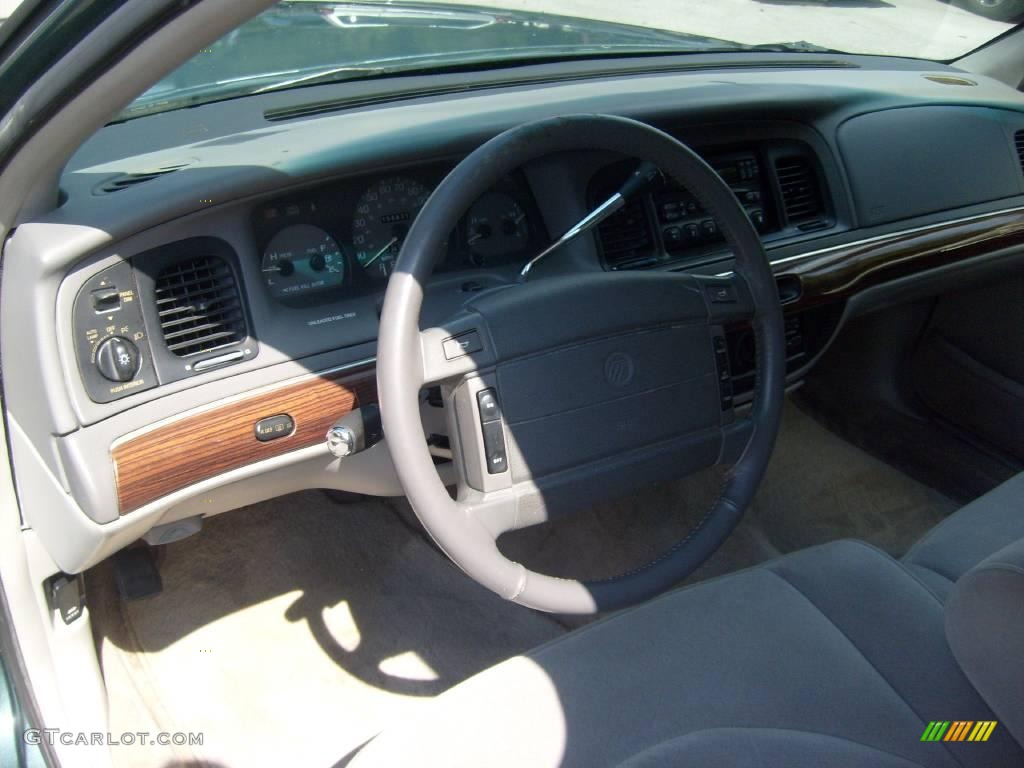 1995 Grand Marquis LS - Medium Willow Green Metallic / Grey photo #17