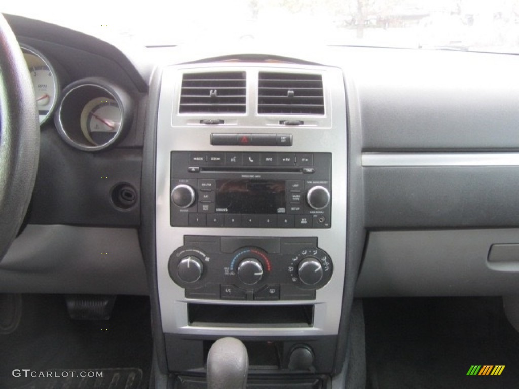 2010 Charger SXT - Brilliant Black Crystal Pearl / Dark Slate Gray/Light Slate Gray photo #15
