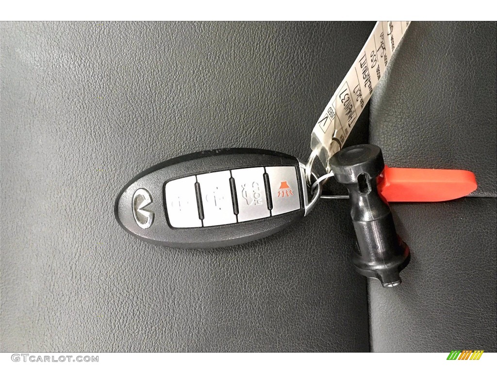 2017 Infiniti Q50 2.0t Keys Photos