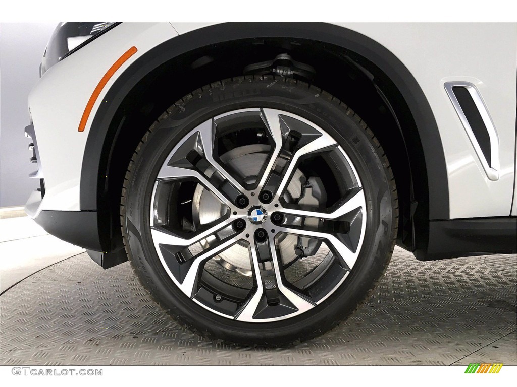 2021 BMW X5 sDrive40i Wheel Photos