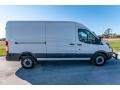 Oxford White - Transit Van 250 MR Long Photo No. 3