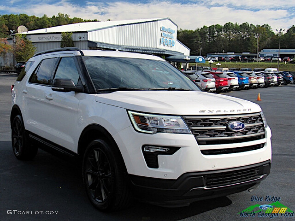 2018 Explorer XLT - Oxford White / Ebony Black photo #7