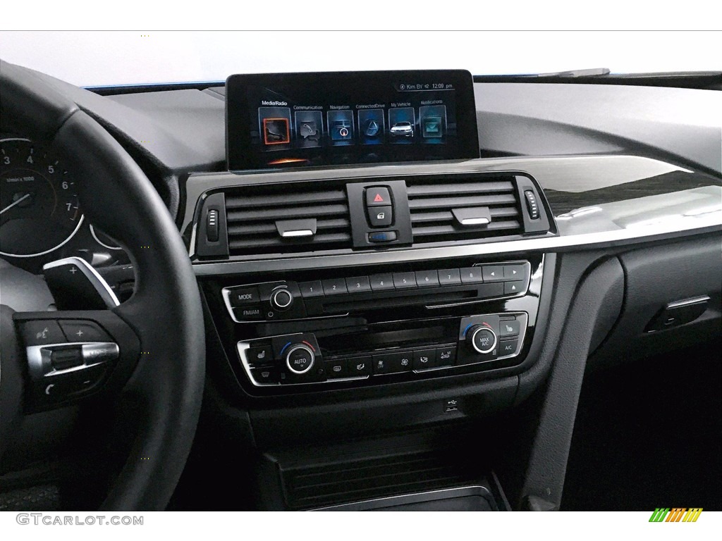2017 BMW 4 Series 430i Convertible Controls Photo #140073141