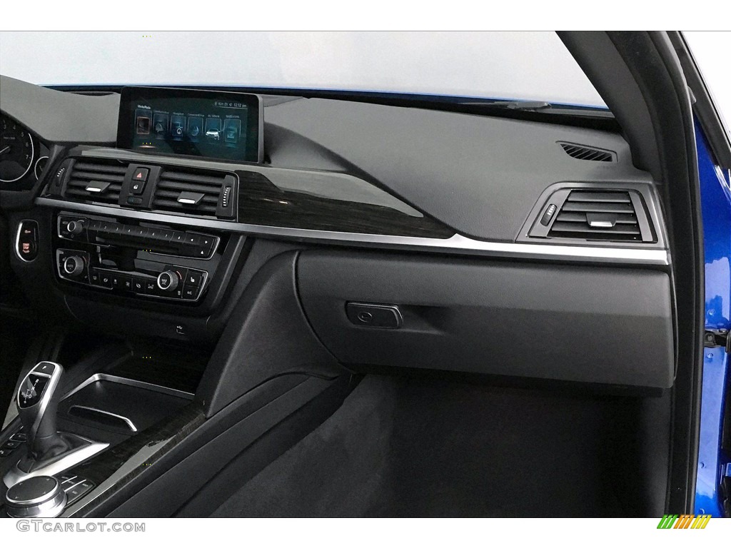 2017 BMW 4 Series 430i Convertible Dashboard Photos