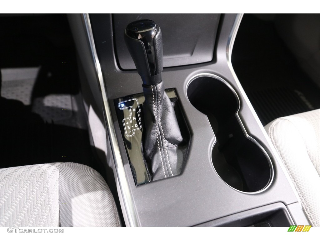 2017 Camry LE - Midnight Black Metallic / Ash photo #11