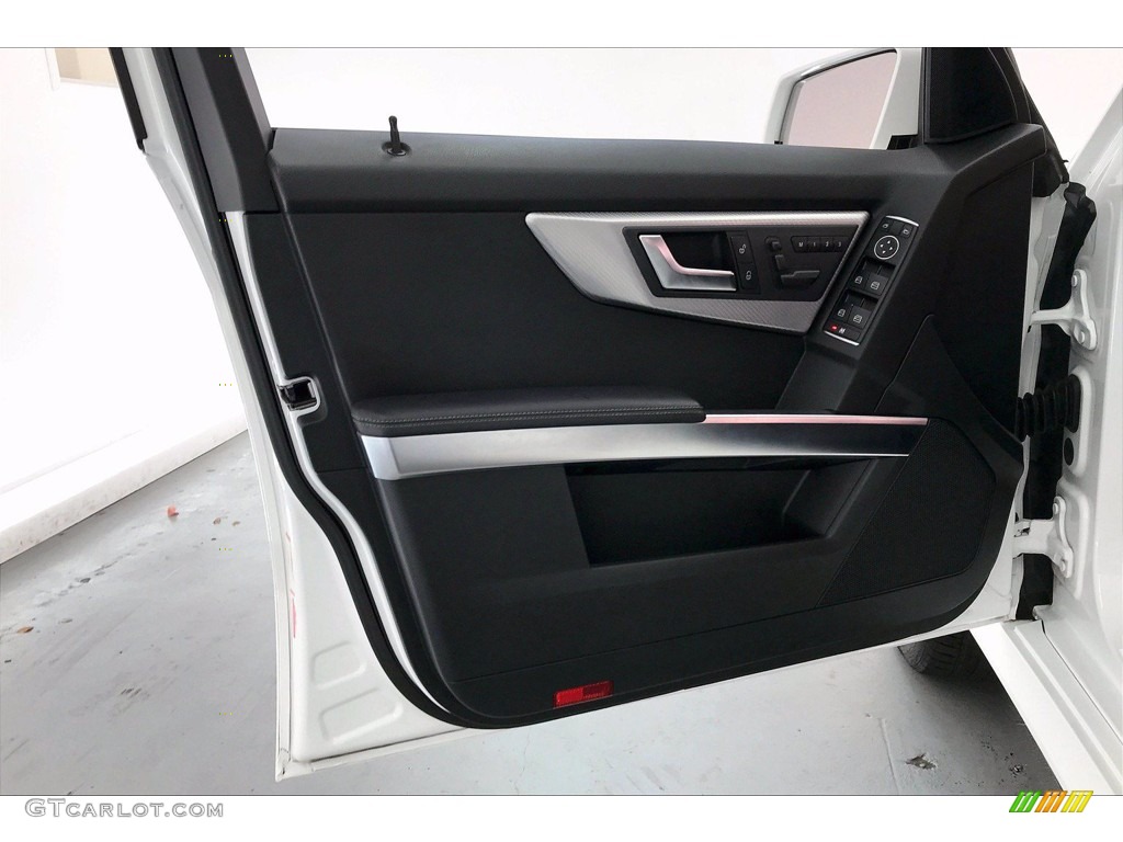 2014 GLK 350 - Polar White / Black photo #25