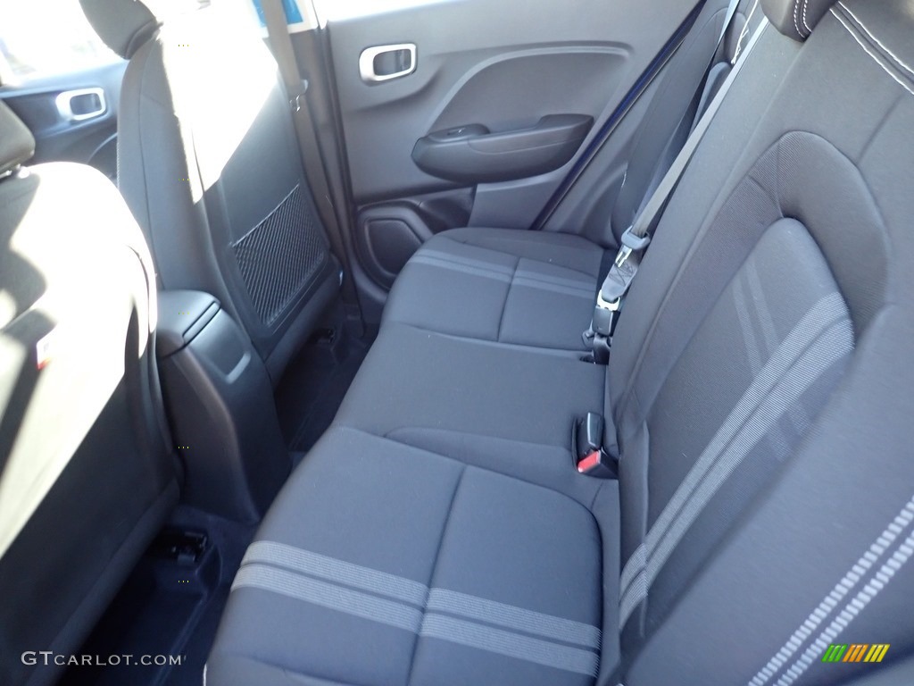 2021 Hyundai Venue SEL Rear Seat Photo #140078381