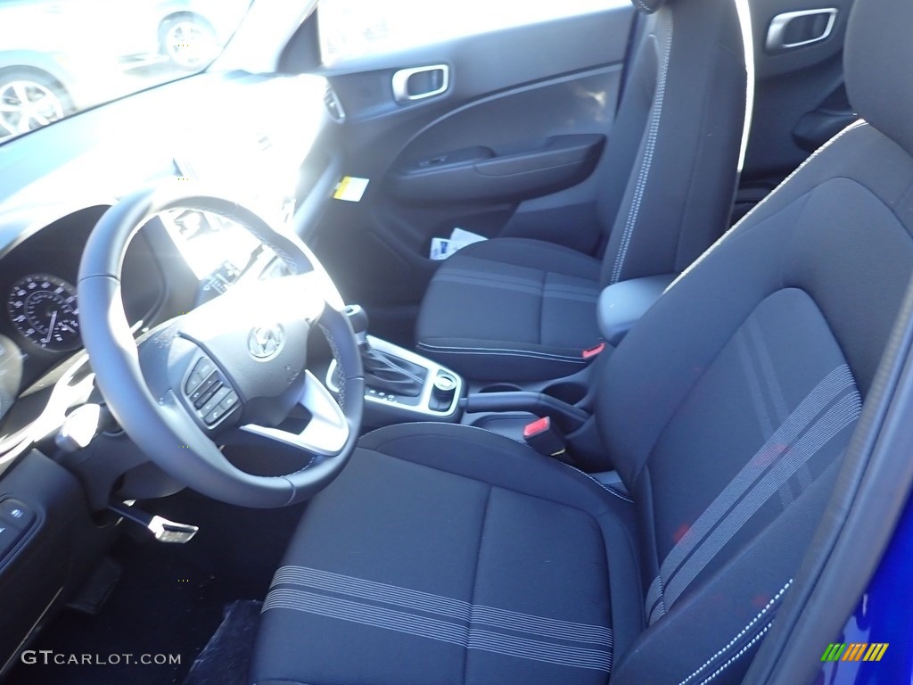 2021 Hyundai Venue SEL Front Seat Photo #140078447