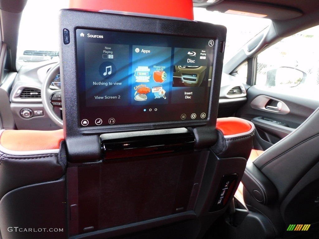 2020 Chrysler Pacifica Hybrid Limited Entertainment System Photos