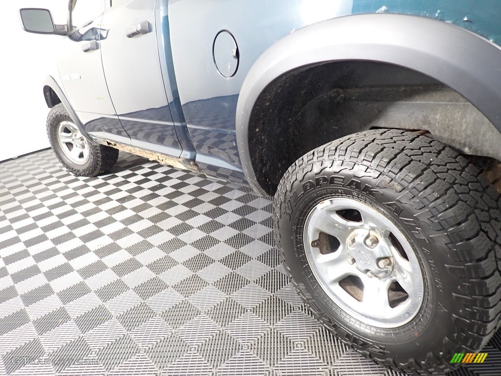 2011 Ram 1500 ST Quad Cab 4x4 - Hunter Green Pearl / Dark Slate Gray/Medium Graystone photo #9