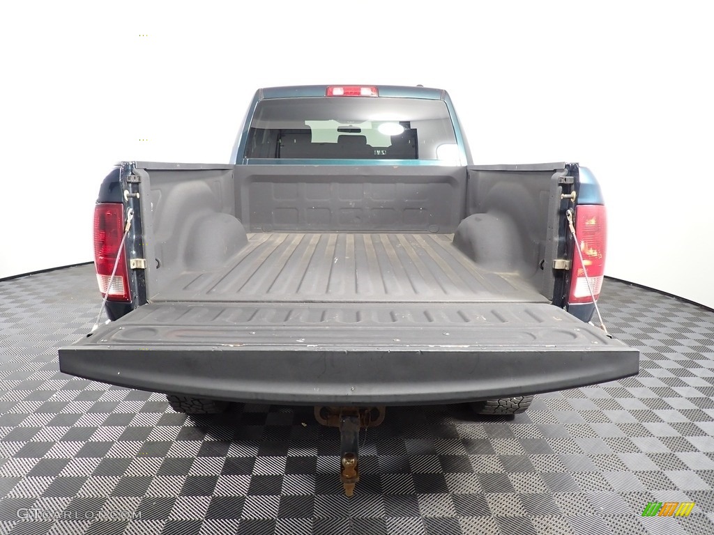 2011 Ram 1500 ST Quad Cab 4x4 - Hunter Green Pearl / Dark Slate Gray/Medium Graystone photo #13