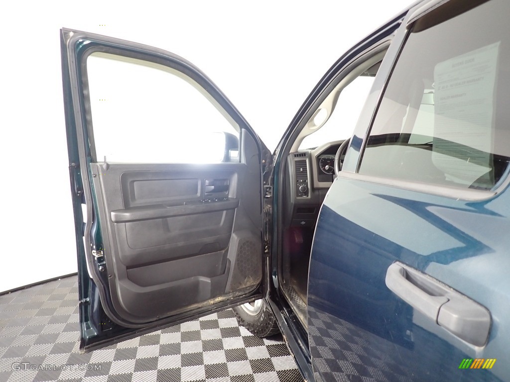 2011 Ram 1500 ST Quad Cab 4x4 - Hunter Green Pearl / Dark Slate Gray/Medium Graystone photo #26