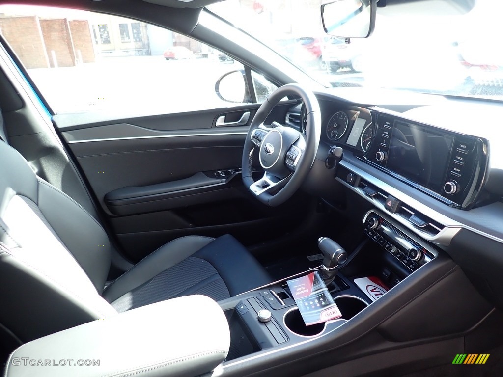 Black Interior 2021 Kia K5 GT-Line Photo #140083619