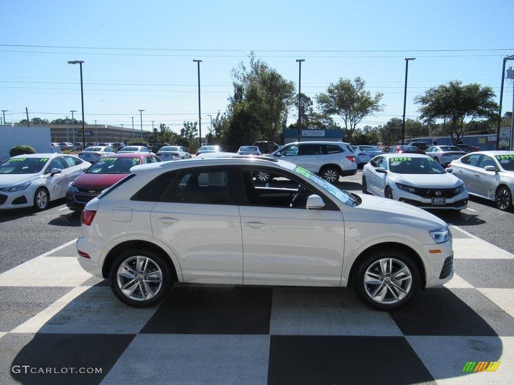 2018 Q3 2.0 TFSI Premium - Cortina White / Black photo #3