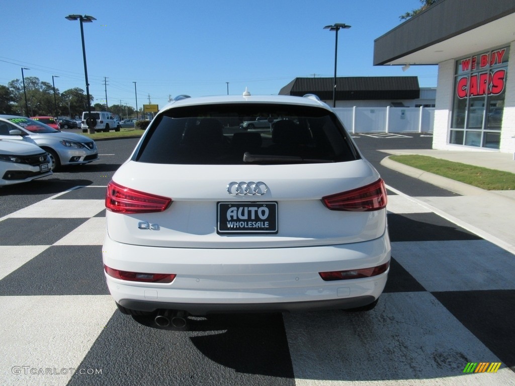 2018 Q3 2.0 TFSI Premium - Cortina White / Black photo #4