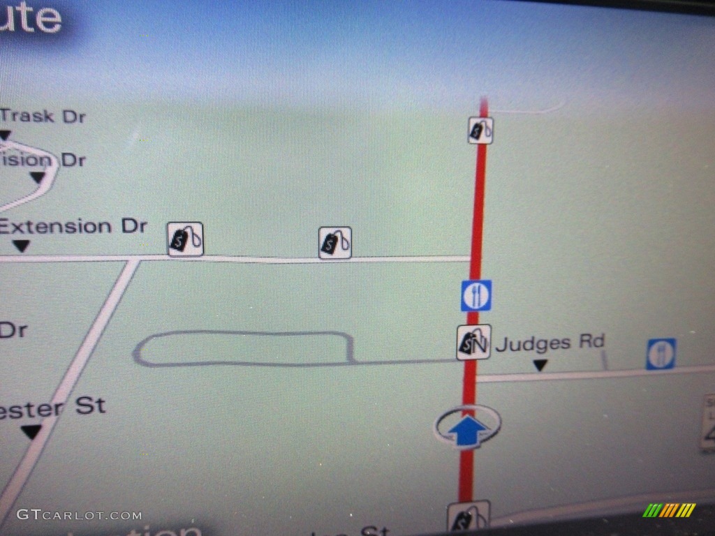 2018 Q3 2.0 TFSI Premium - Cortina White / Black photo #16