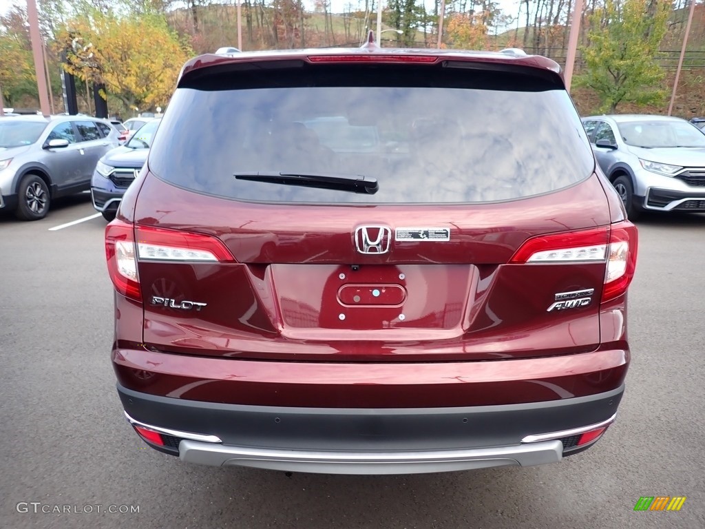 2021 Pilot Touring AWD - Deep Scarlet Pearl / Black photo #5