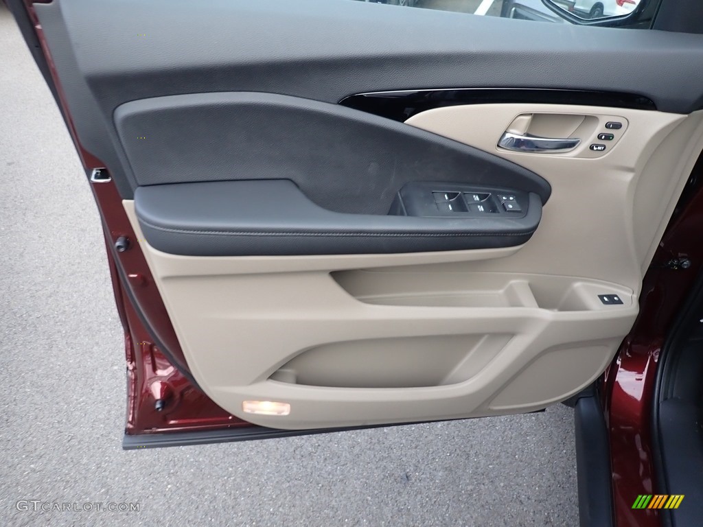 2021 Honda Pilot Touring AWD Black Door Panel Photo #140084711