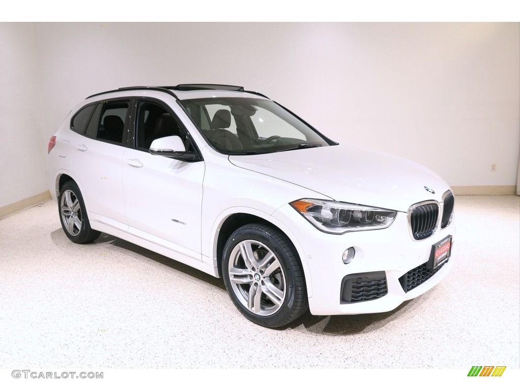 2017 X1 xDrive28i - Mineral White Metallic / Mocha photo #1