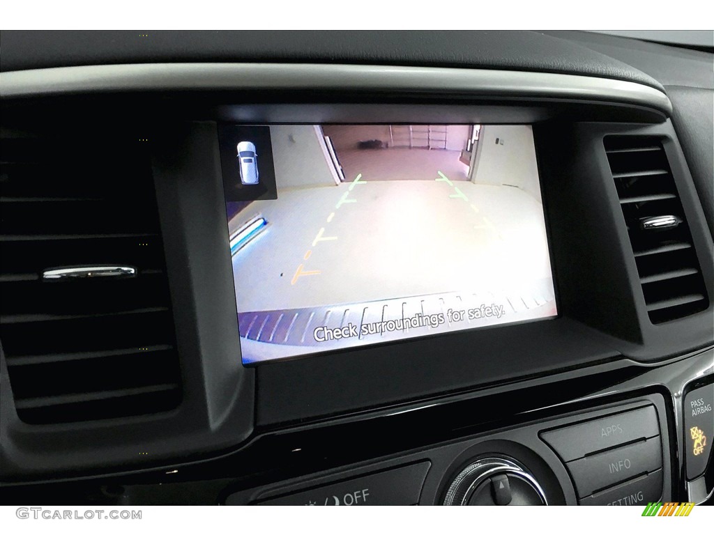 2017 Pathfinder SV - Pearl White / Charcoal photo #16