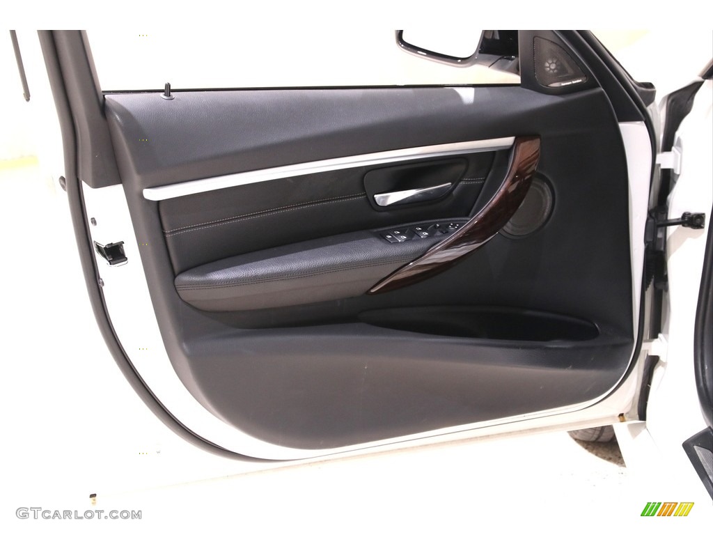 2017 3 Series 340i xDrive Sedan - Alpine White / Black photo #4