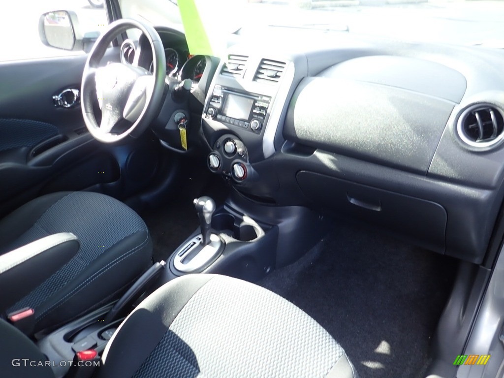 2014 Versa Note SV - Magnetic Gray / Charcoal photo #16