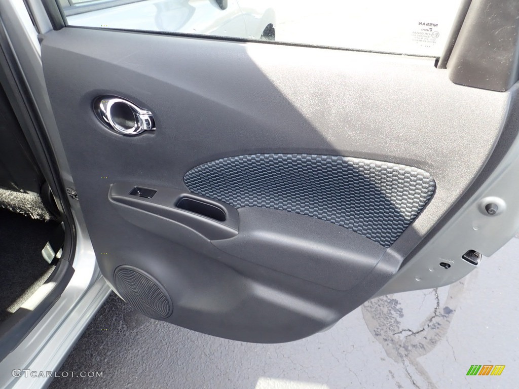 2014 Versa Note SV - Magnetic Gray / Charcoal photo #19