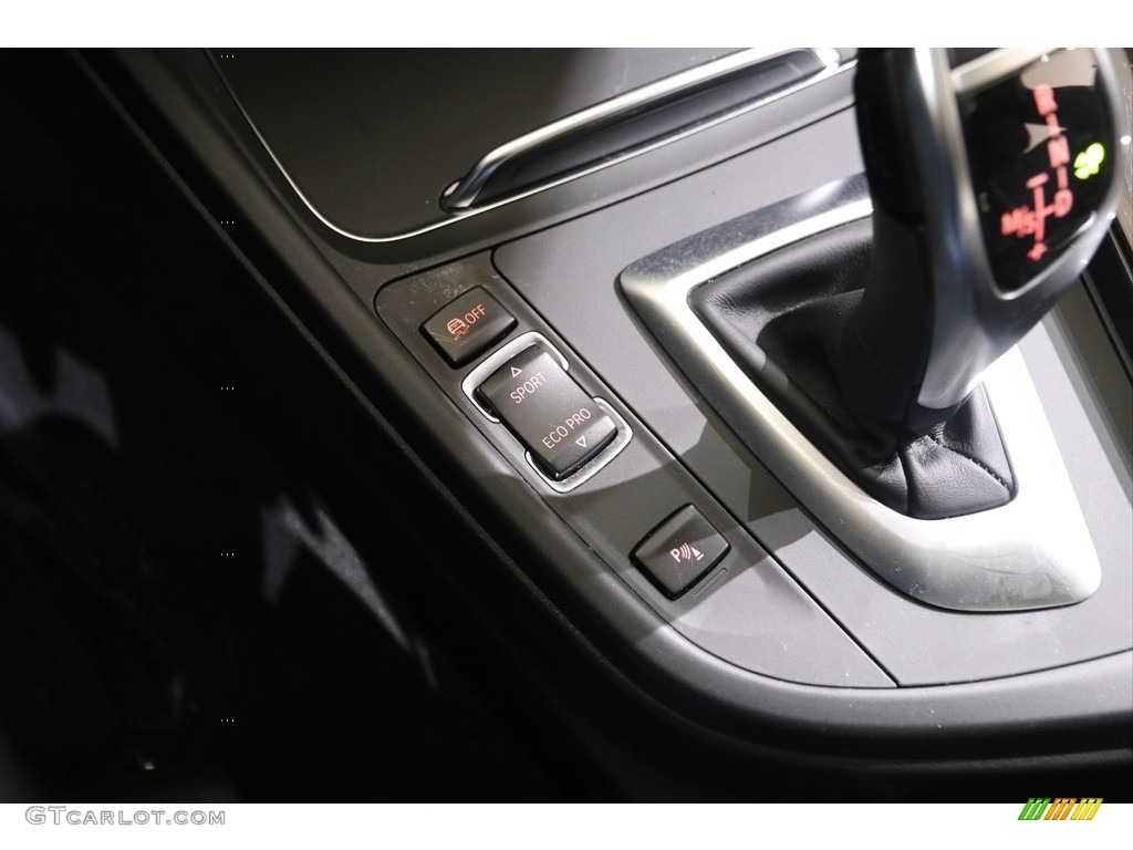 2017 3 Series 340i xDrive Sedan - Alpine White / Black photo #16