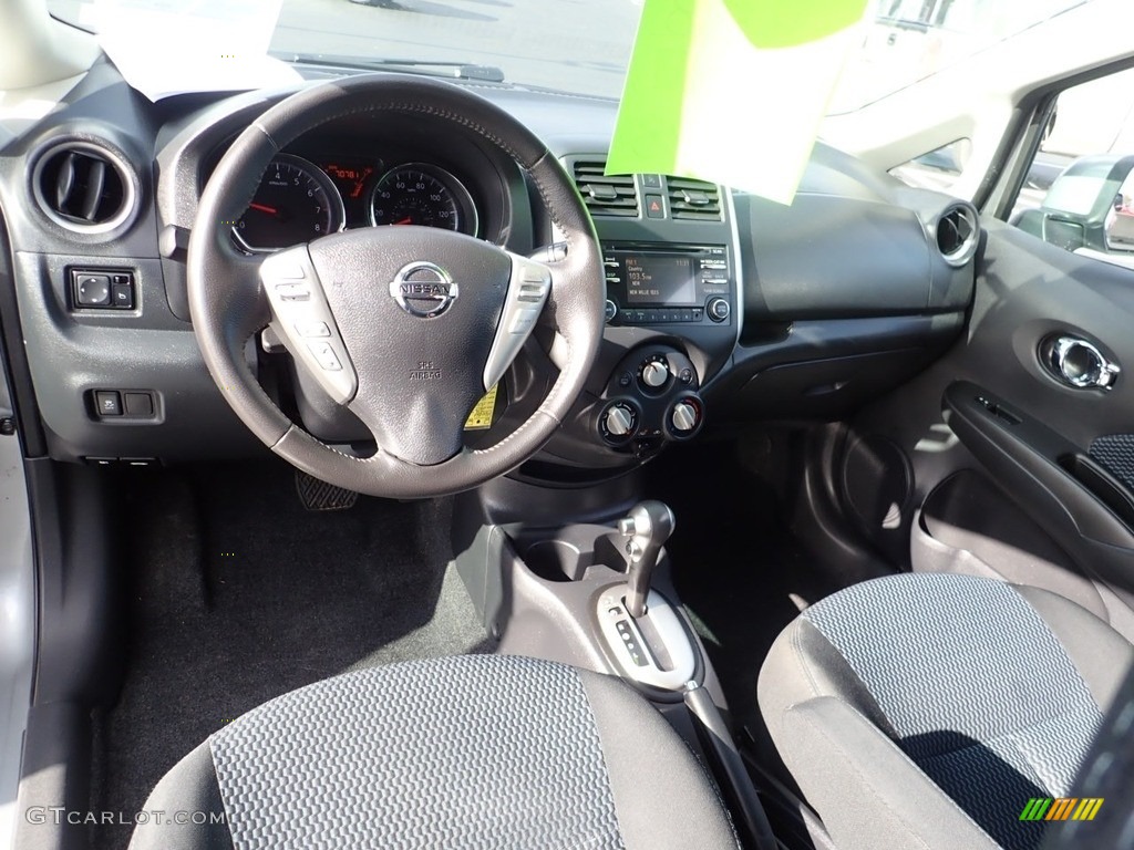 2014 Versa Note SV - Magnetic Gray / Charcoal photo #22
