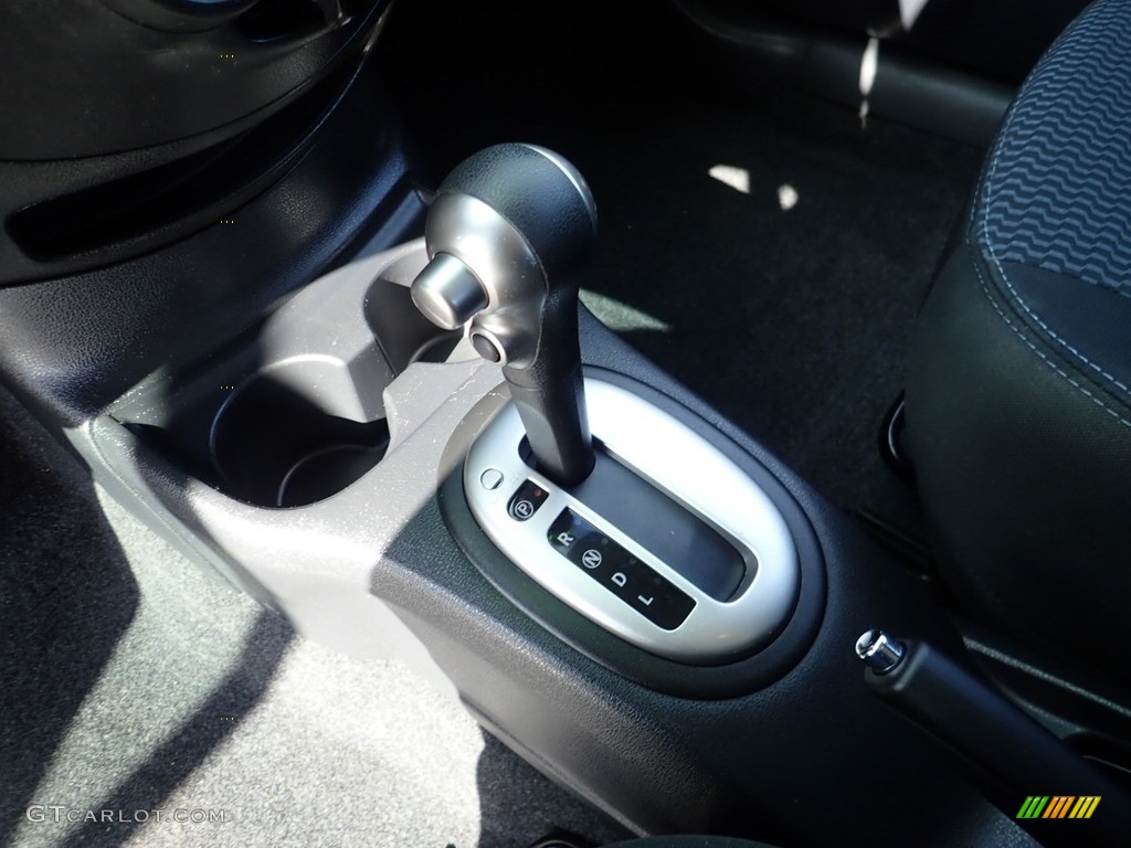 2014 Versa Note SV - Magnetic Gray / Charcoal photo #25